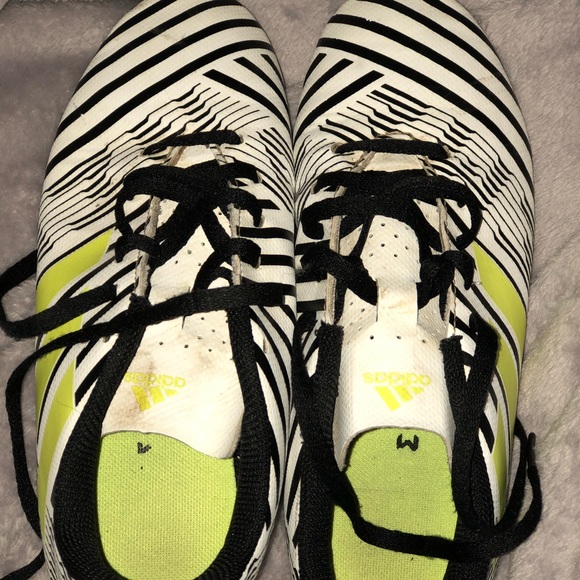 Adidas Nemeziz 17.4 FxG J Soccer Shoe - Picture 7 of 7